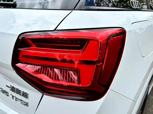2022 Audi Q2 L 35 TFSI I Рестайлинг, белый, 1650004 рублей - вид 11