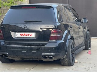 2008 Mercedes-Benz M-Класс AMG 63 AMG II (W164), чёрный, 950000 рублей, вид 3