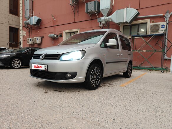 2012 Volkswagen Caddy III Рестайлинг, серебристый, 890000 рублей - вид 1
