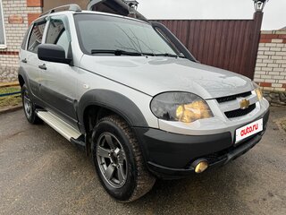2020 Chevrolet Niva I Рестайлинг, серебристый, 989000 рублей, вид 3