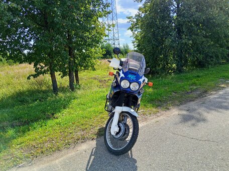 1998 Honda XRV 750 Africa Twin, синий, 500000 рублей, вид 4