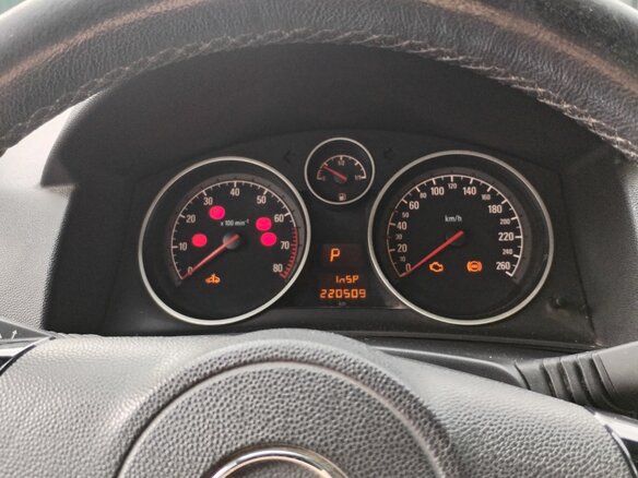 2011 Opel Astra H Рестайлинг, серый, 410000 рублей - вид 5