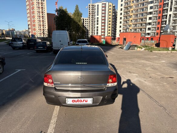 2011 Opel Astra H Рестайлинг, серый, 450000 рублей - вид 2