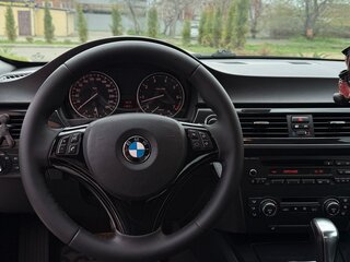 2009 BMW 3 серии 320i V (E90/E91/E92/E93), белый, 1200000 рублей, вид 5