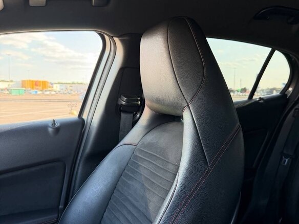 2019 Mercedes-Benz GLA 250 I (X156) Рестайлинг, серый, 2350000 рублей - вид 8
