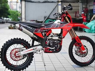 2026 Kews K10 CB300F, красный, 180000 рублей, вид 1