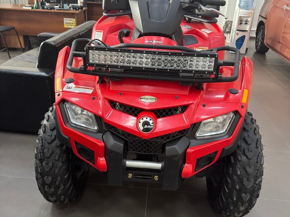 2013 BRP Can-Am Outlander 400, красный, 555000 рублей