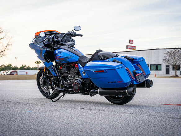 2026 Harley-Davidson CVO Road Glide ST, синий, 5790000 рублей - вид 3
