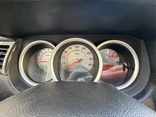 2010 Nissan Tiida I, серебристый, 580000 рублей, вид 5