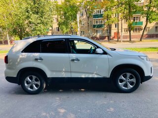 2016 Kia Sorento II Рестайлинг, белый, 1780000 рублей, вид 4