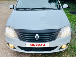 2013 Renault Logan I Рестайлинг, белый, 515000 рублей, вид 3