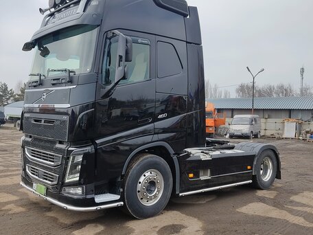 2019 Volvo FH, чёрный, 9700000 рублей, вид 1