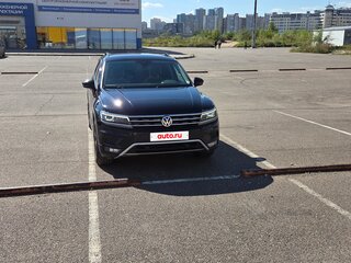 2019 Volkswagen Tiguan II, чёрный, 2800000 рублей, вид 1