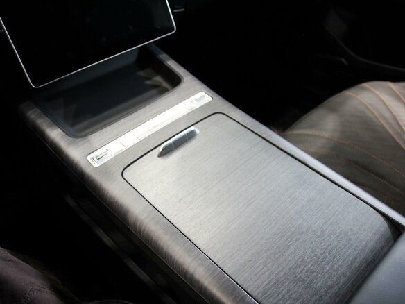 2025 Geely Preface I, чёрный - вид 10