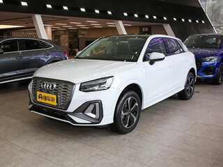 2022 Audi Q2 L e-tron I Рестайлинг, белый, 1750999 рублей, вид 1