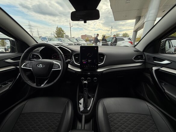 2024 Lada (ВАЗ) Vesta SW I Рестайлинг (NG), чёрный, 1590000 рублей - вид 11