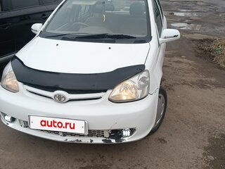 2004 Toyota Platz, белый, 350000 рублей, вид 1