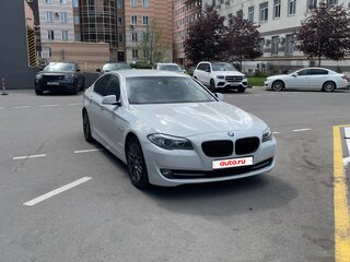 2011 BMW 5 серии 520d VI (F10/F11/F07), белый, 1690000 рублей, вид 1