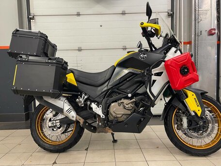 2025 QJMotor SVT 650 X, чёрный, 599000 рублей, вид 3