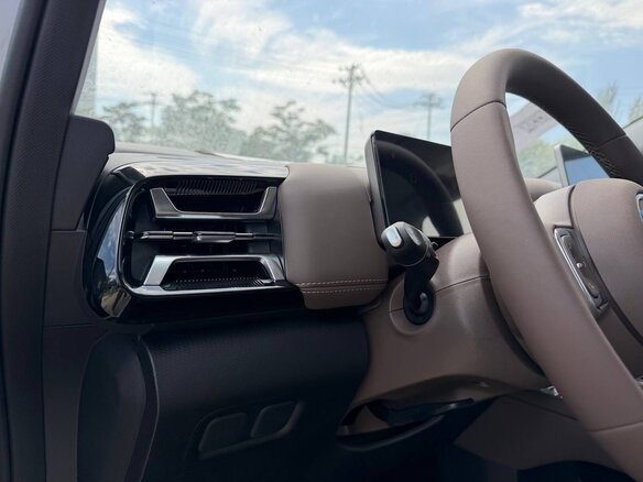 2026 Wuling Starlight 730, серебристый, 2800000 рублей - вид 9