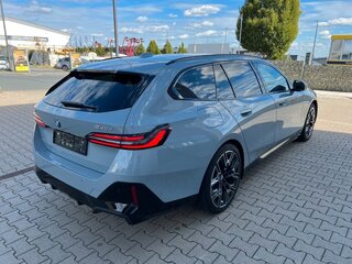 2026 BMW 5 серии 540d xDrive VIII (G60/G61/G68), серый, 8670000 рублей, вид 5