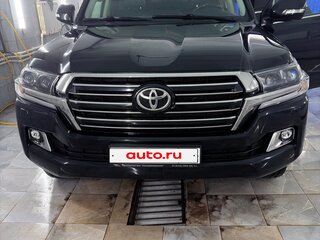 2016 Toyota Land Cruiser 200 Series Рестайлинг 2, чёрный, 6550000 рублей, вид 2