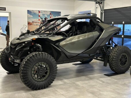 2026 BRP Can-Am Maverick R XRS, зелёный, 5890000 рублей, вид 5