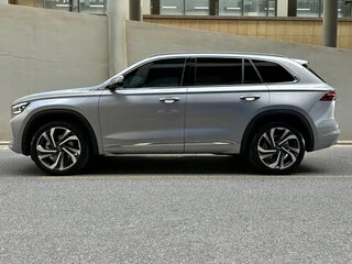 2024 Geely Monjaro (Xingyue L) I, серый, 3701255 рублей, вид 2