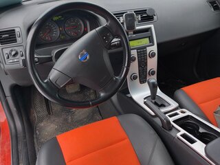 2010 Volvo C30 I Рестайлинг, оранжевый, 800000 рублей, вид 5