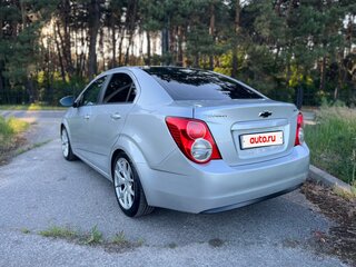 2012 Chevrolet Aveo II, серебристый, 680000 рублей, вид 4