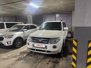 2012 Mitsubishi Pajero IV Рестайлинг 1, белый, 1799000 рублей, вид 4