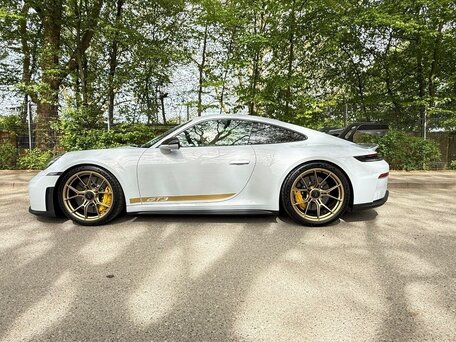2025 Porsche 911 GT3 992 Рестайлинг, серый, 34500000 рублей, вид 2