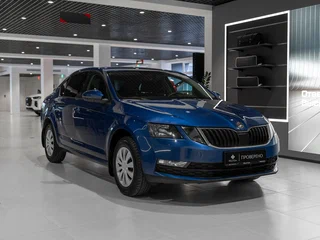 2018 Skoda Octavia III (A7) Рестайлинг, синий, 1560000 рублей, вид 2