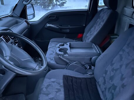 2012 Kia Bongo, белый, 800000 рублей, вид 5