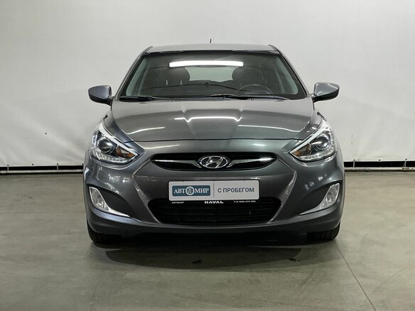 2013 Hyundai Solaris I, серый - вид 1