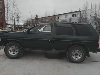 1993 Nissan Terrano I, зелёный, 230000 рублей, вид 4