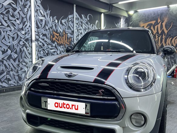 2016 Mini Hatch Cooper S III (F55/F56), серебристый, 2100000 рублей - вид 1