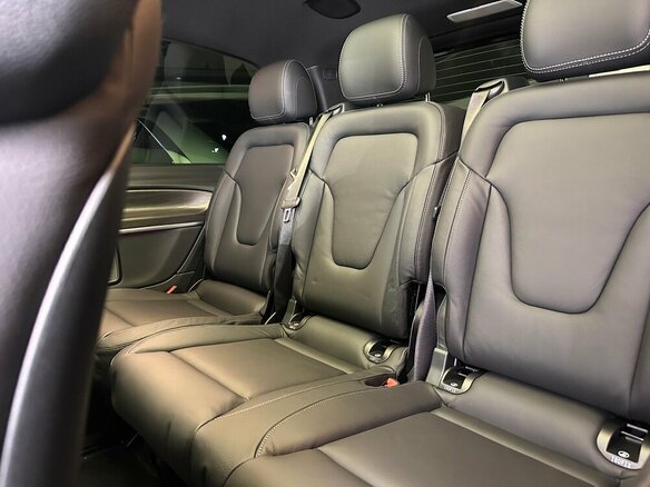 2024 Mercedes-Benz V-Класс Extra Long 300 d экстра длинный III (W447) Рестайлинг 2, чёрный, 15500000 рублей - вид 10