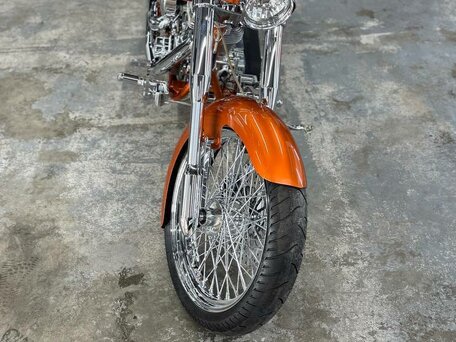 2009 Harley-Davidson Softail Custom, оранжевый, 1165111 рублей, вид 4
