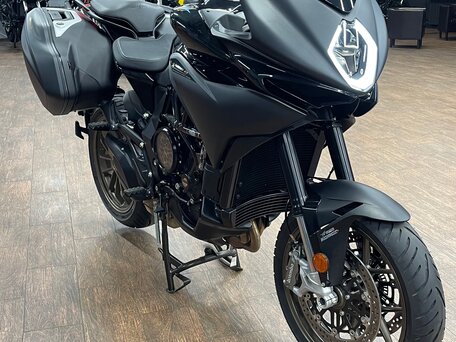 2024 MV Agusta Turismo Veloce 800, чёрный, 1600000 рублей, вид 5