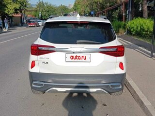 2022 Kia Seltos I, белый, 2000000 рублей, вид 3