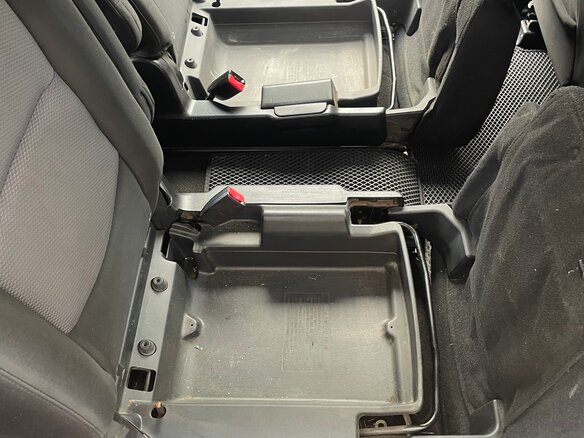 2005 Mazda 5 I (CR), пурпурный, 630000 рублей - вид 10