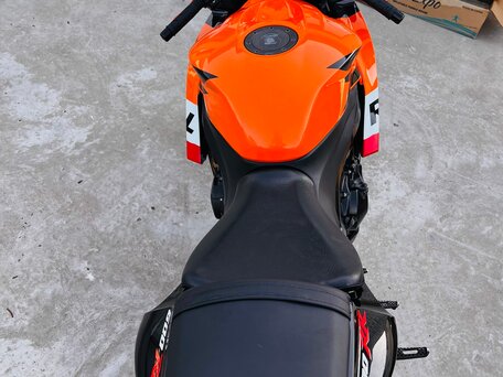 2009 Honda CBR 600RR, оранжевый, 566666 рублей, вид 5