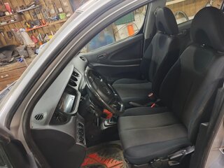 2002 Daihatsu YRV I, серебристый, 320000 рублей, вид 4