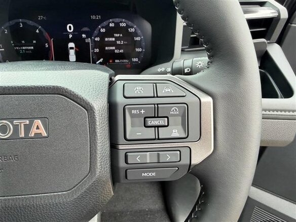 2026 Toyota Hilux IX, чёрный, 5875400 рублей - вид 14