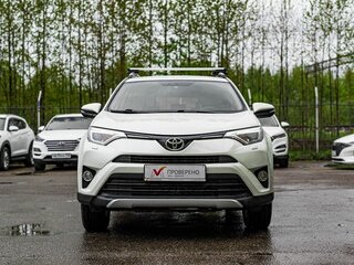 2017 Toyota RAV4 IV (XA40) Рестайлинг, белый, 1763000 рублей, вид 3