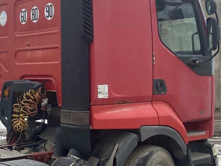 1998 Renault Premium, пурпурный, 750000 рублей, вид 1