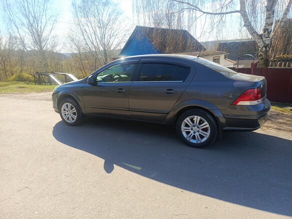 2011 Opel Astra H Рестайлинг, серый, 620000 рублей - вид 6