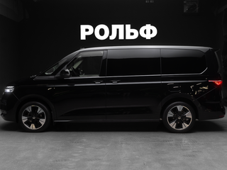 2025 Volkswagen Multivan Long T7, чёрный, 9600000 рублей, вид 4