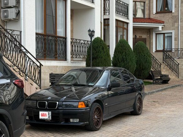 1996 BMW 3 серии 316i III (E36), чёрный, 600000 рублей - вид 6